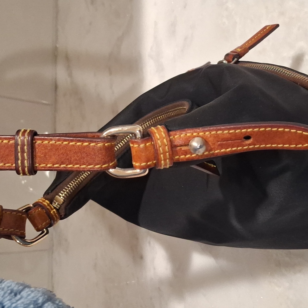 Handbag - Picture 10 of 16